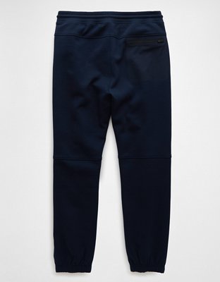 AE 24/7 Tech Fleece Jogger