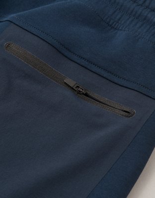 AE 24/7 Tech Fleece Jogger