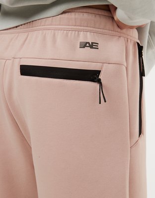 AE 24/7 8" Jogger Short