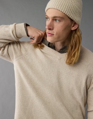 AE V-Neck Bouclé Sweater