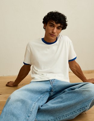 AE Shrunken Fit Lived-In T-Shirt