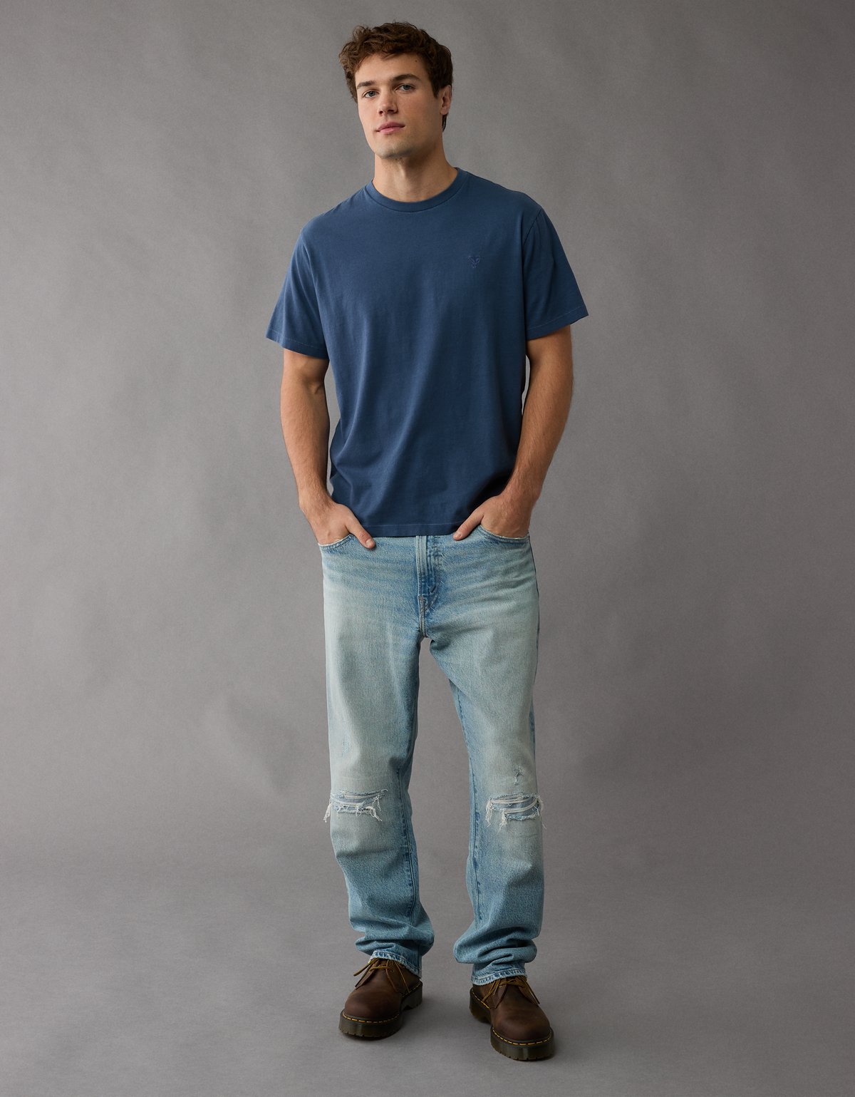 AE Logo Lived-In T-Shirt - image 5