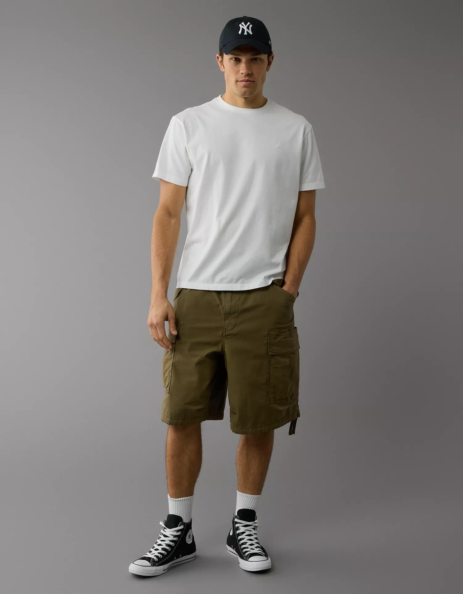 AE Logo Lived-In T-Shirt - thumbnail 5