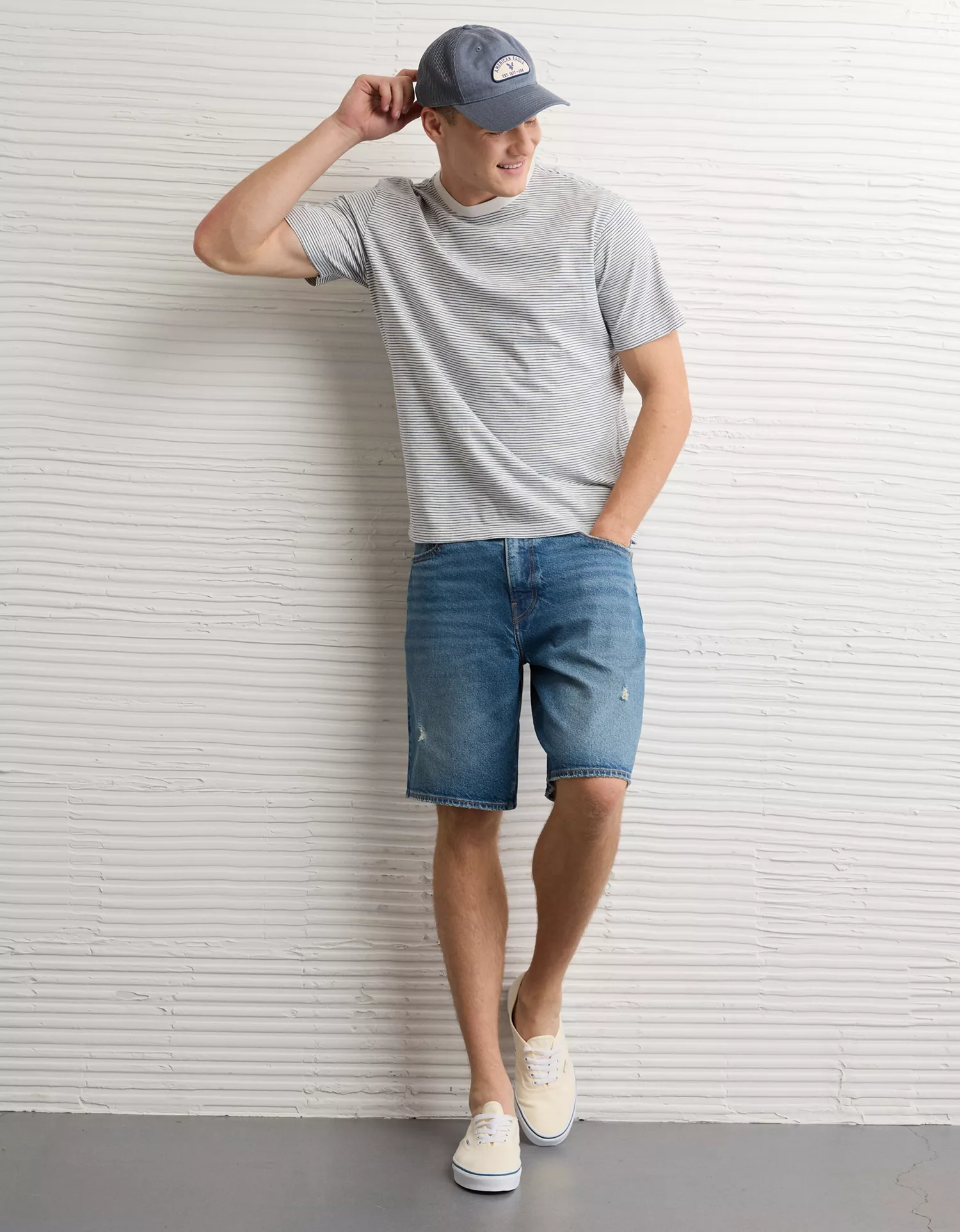 AE Standard Fit Lived-In T-Shirt - thumbnail 5