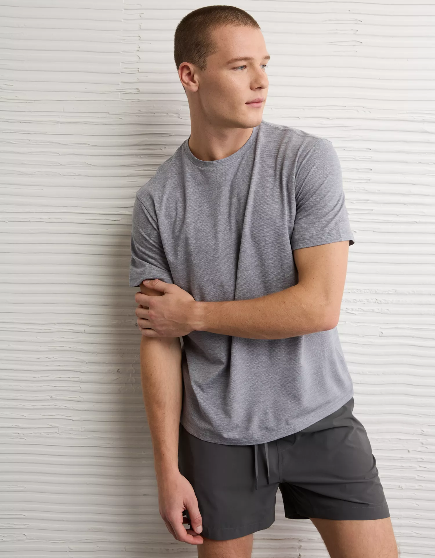 AE 24/7 Standard Fit Active T-Shirt
