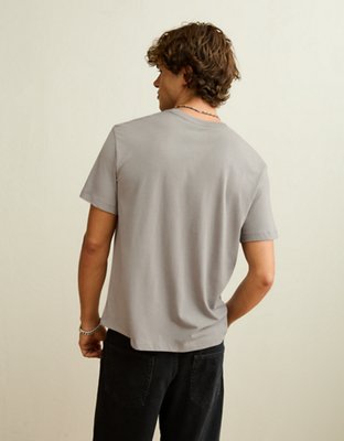AE Standard Fit Lightweight Logo T-Shirt