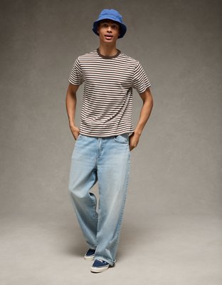 AE Standard Fit Lived-In T-Shirt