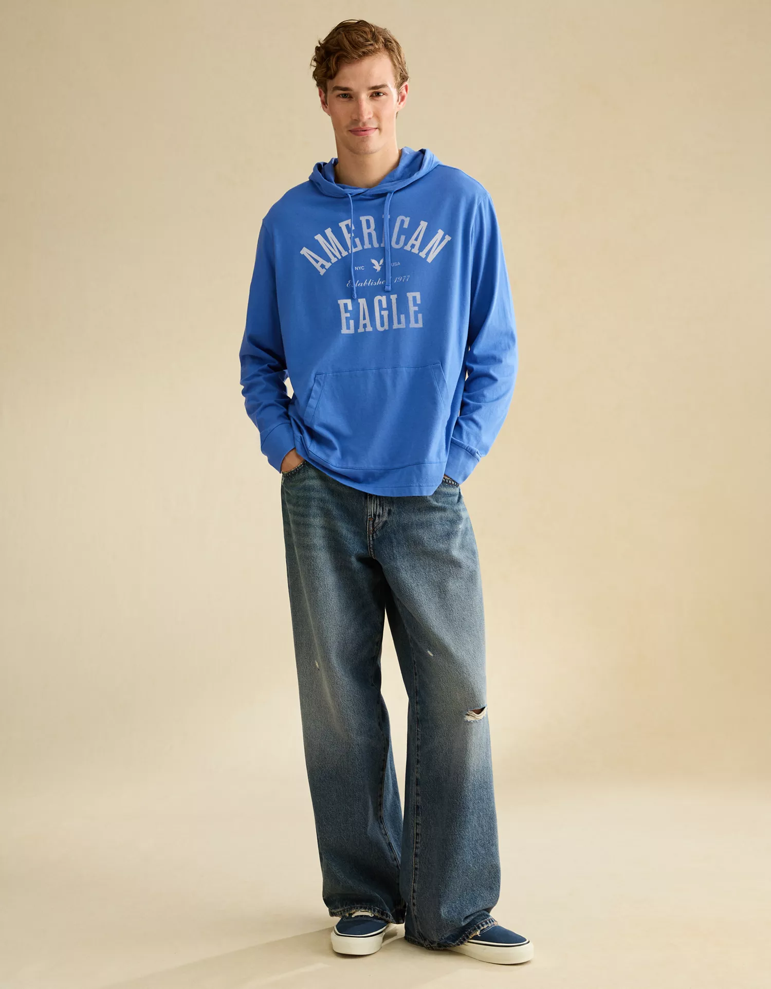 AE Standard Fit Lightweight Logo Graphic T-Shirt - thumbnail 6