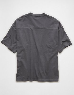 AE Oversized V-Neck T-Shirt