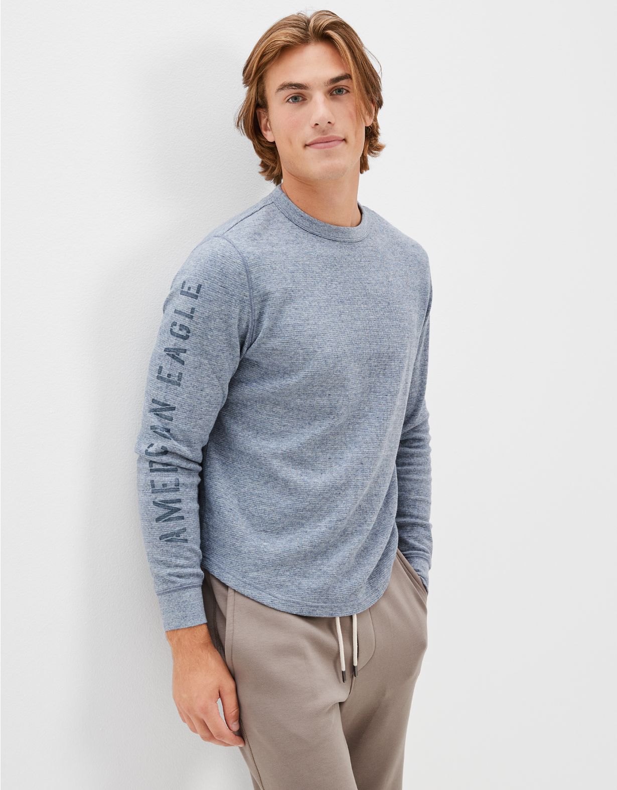 AE Super Soft Long-Sleeve Graphic Thermal Shirt