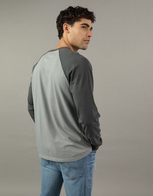 Мужские футболки American Eagle AE Long-Sleeve Raglan Graphic Thermal T-Shirt — фото 2