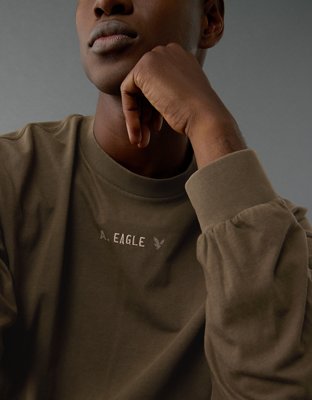 Мужские футболки American Eagle AE Oversized Long-Sleeve Logo Graphic T-Shirt — фото 5