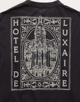 AE Boxy Long Sleeve Graphic T-Shirt