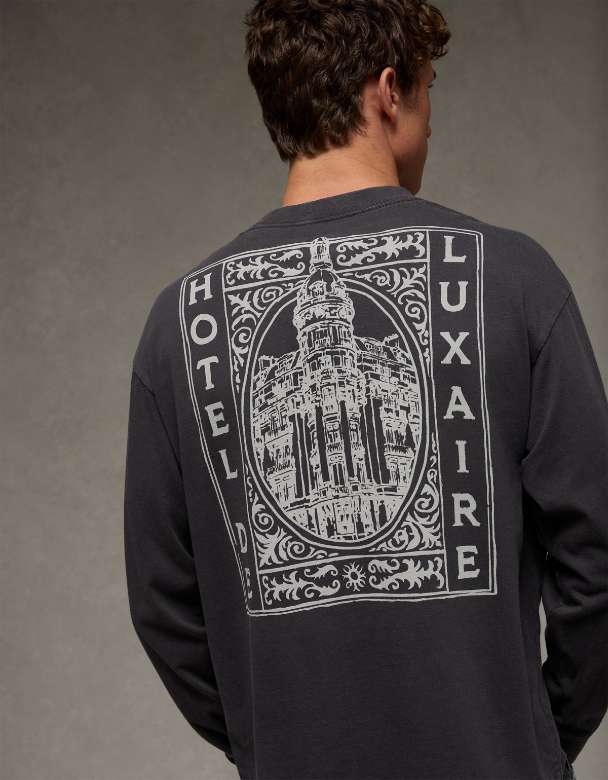 AE Boxy Long Sleeve Graphic T-Shirt - image 3