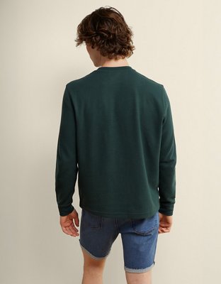 AE Standard Fit Long-Sleeve Graphic Thermal T-Shirt