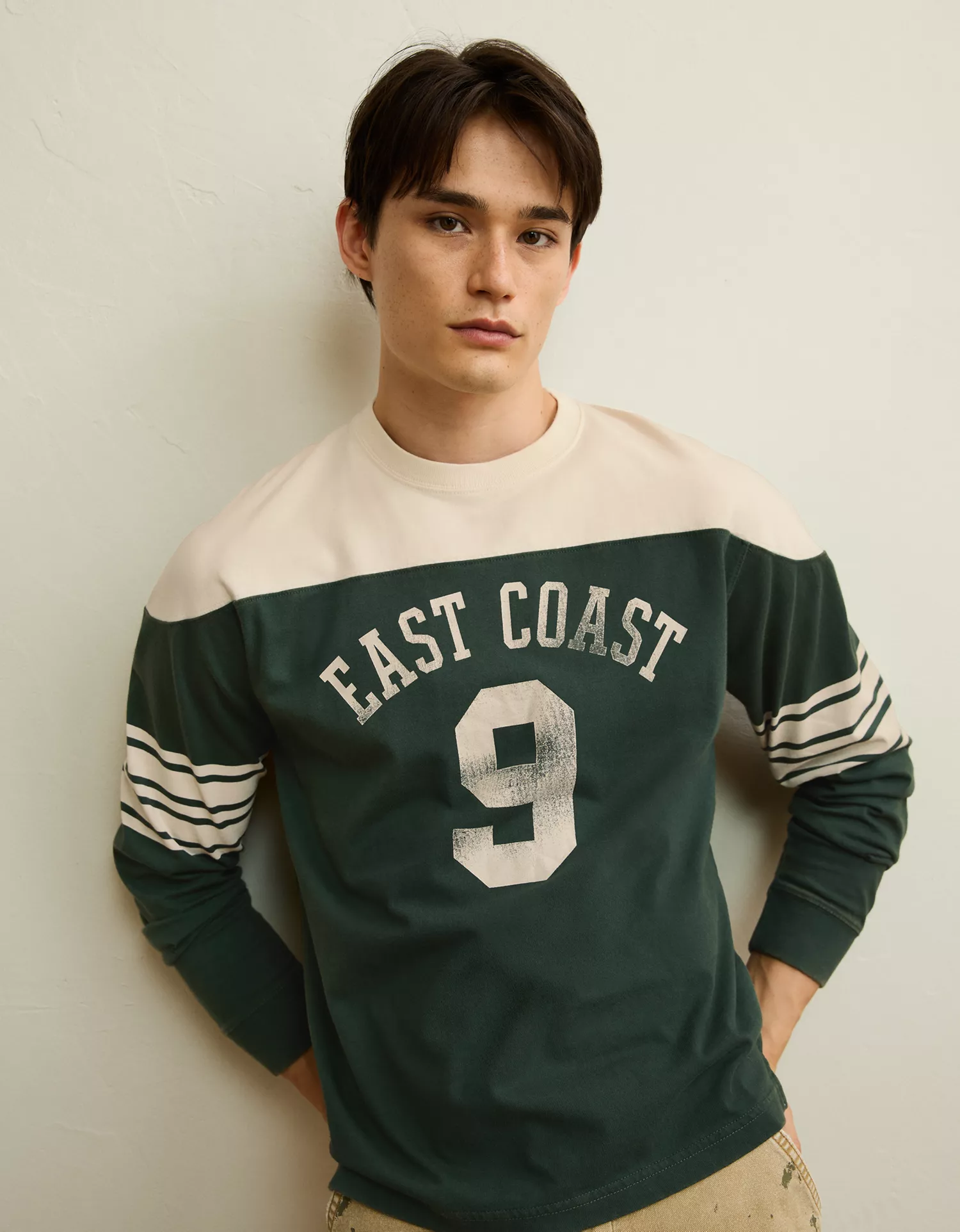 AE Relaxed Fit Long-Sleeve Varsity Graphic T-Shirt - thumbnail 8