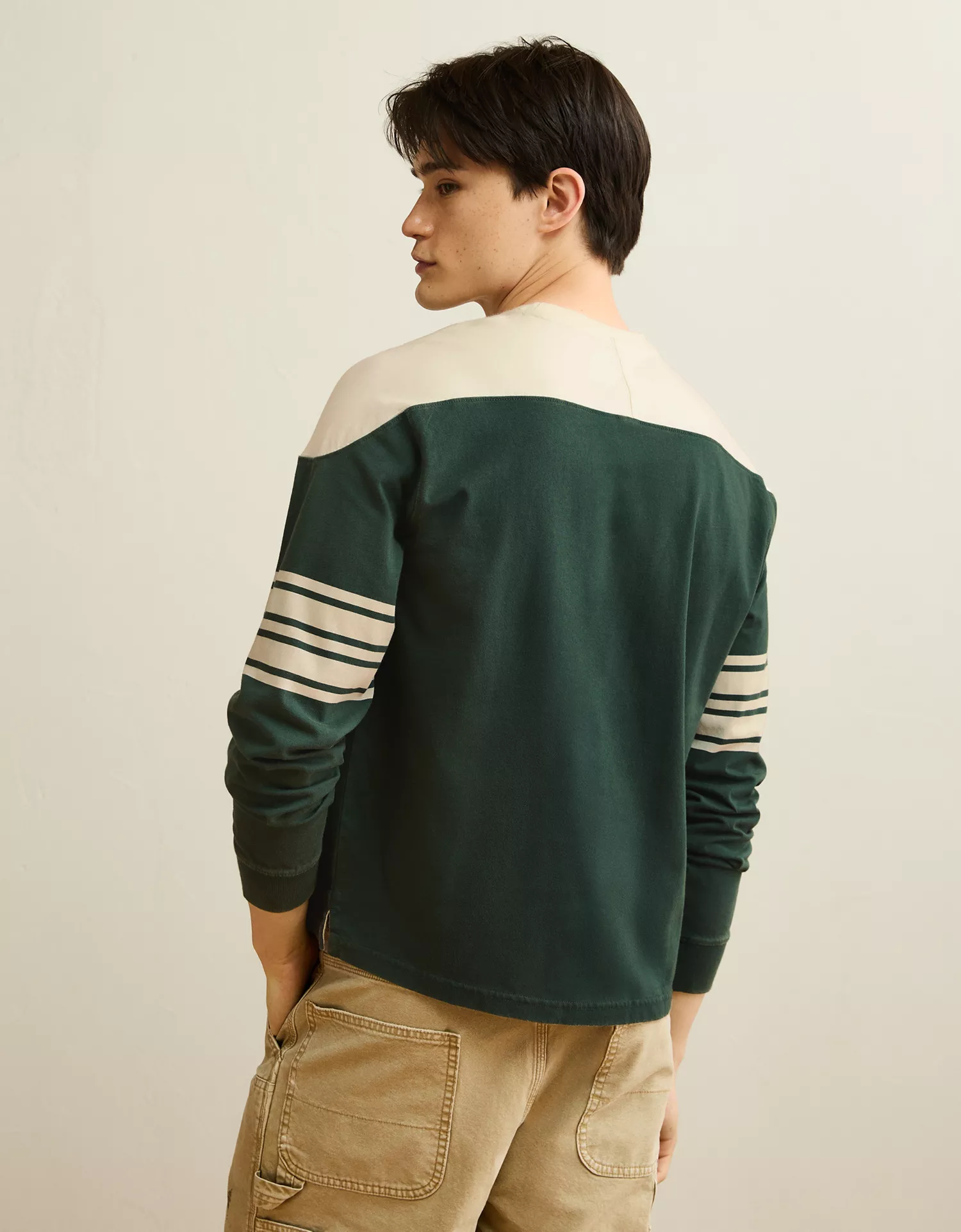 AE Relaxed Fit Long-Sleeve Varsity Graphic T-Shirt - thumbnail 3