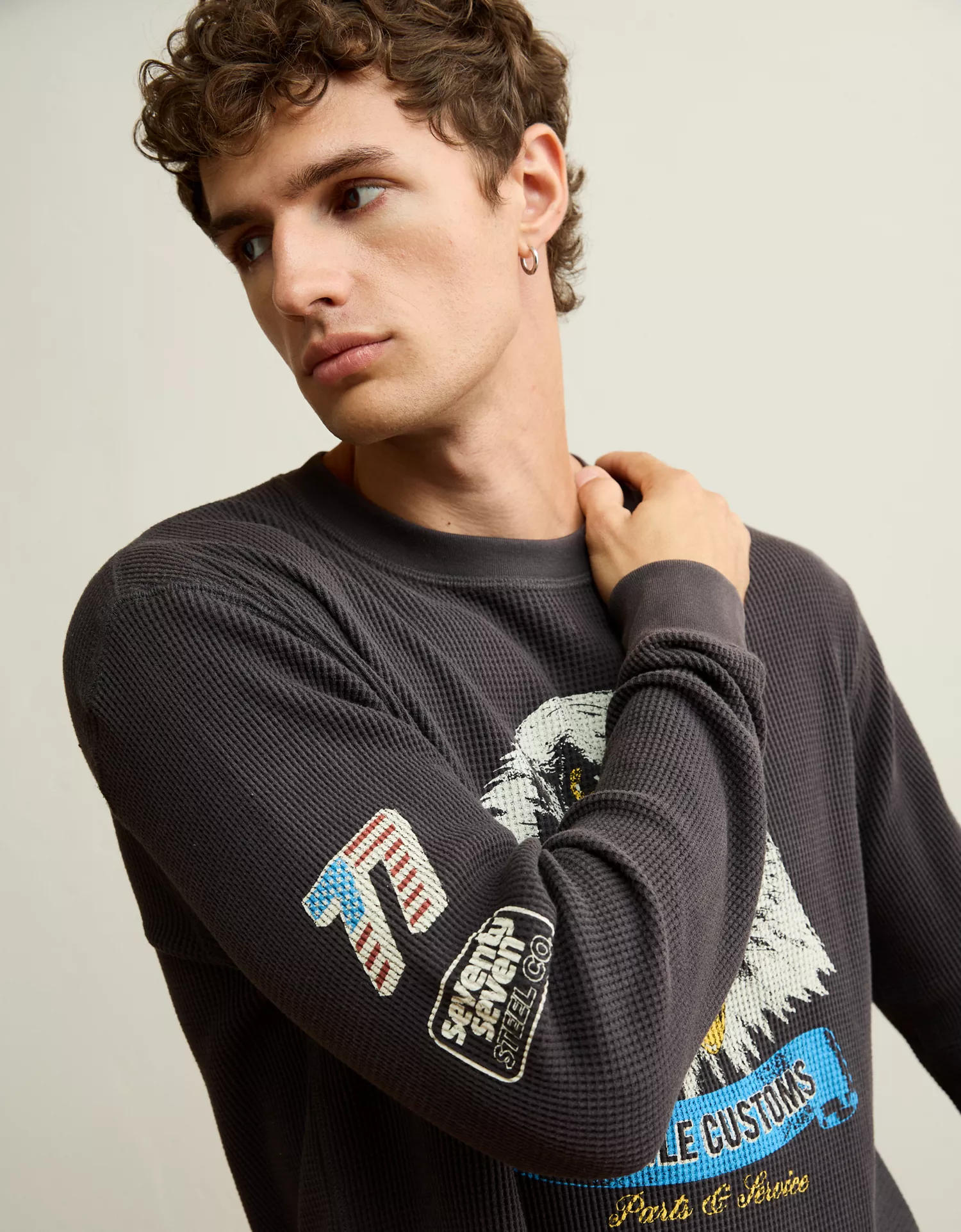 AE Standard Fit Graphic Thermal Shirt - thumbnail 6