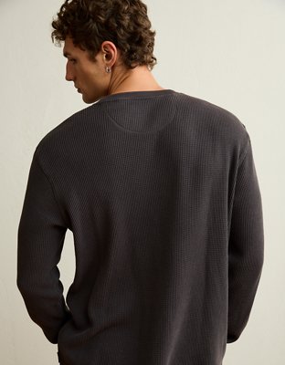 AE Standard Fit Graphic Thermal Shirt