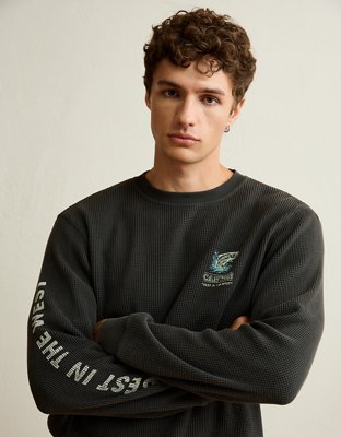 AE Standard Fit Graphic Thermal Shirt