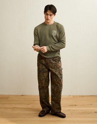 AE Standard Fit Graphic Thermal Shirt