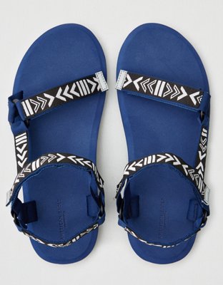 american eagle flip flops