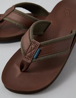 AE Men's Leather Flip-Flop