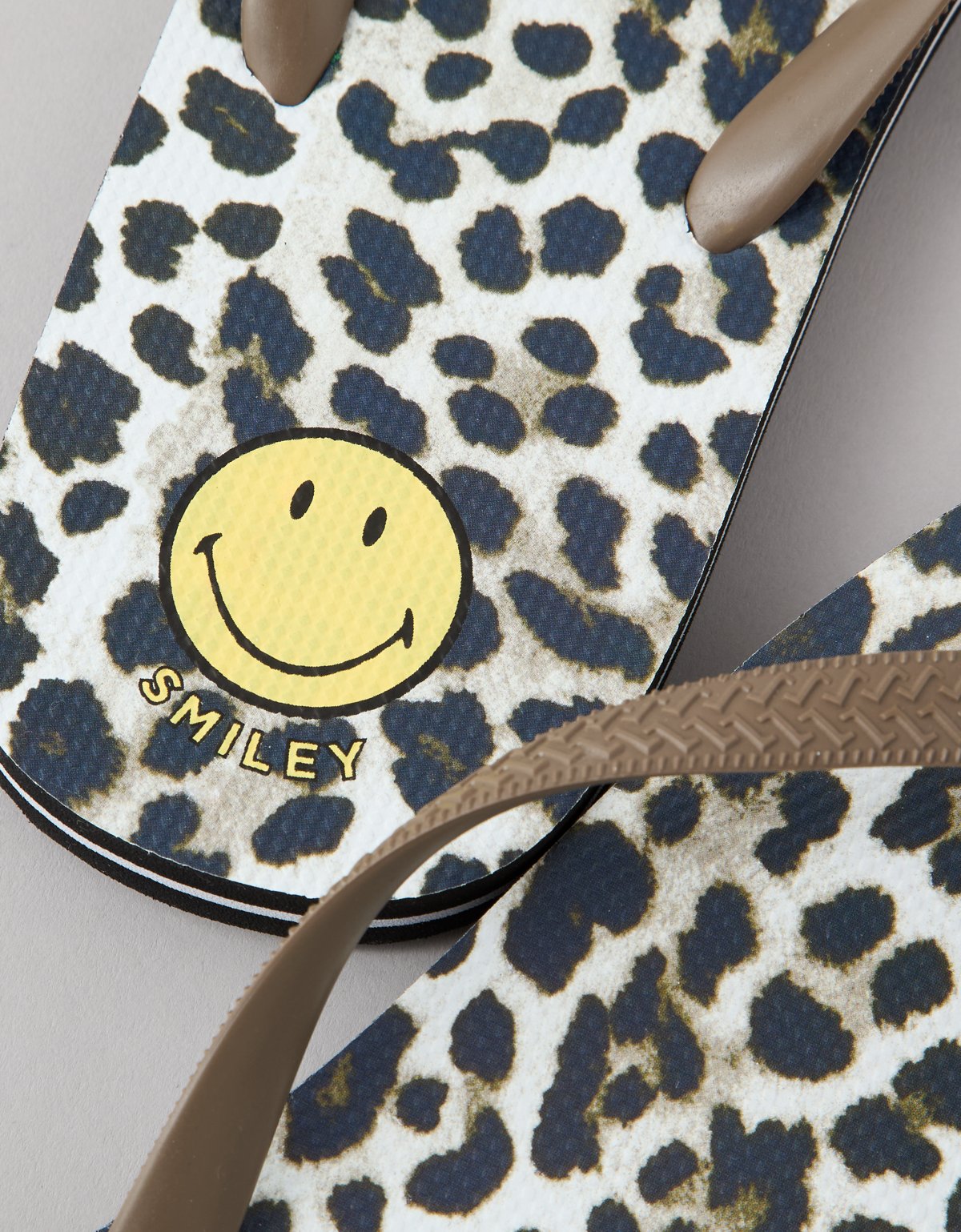AE | Smiley Flip Flop - image 5
