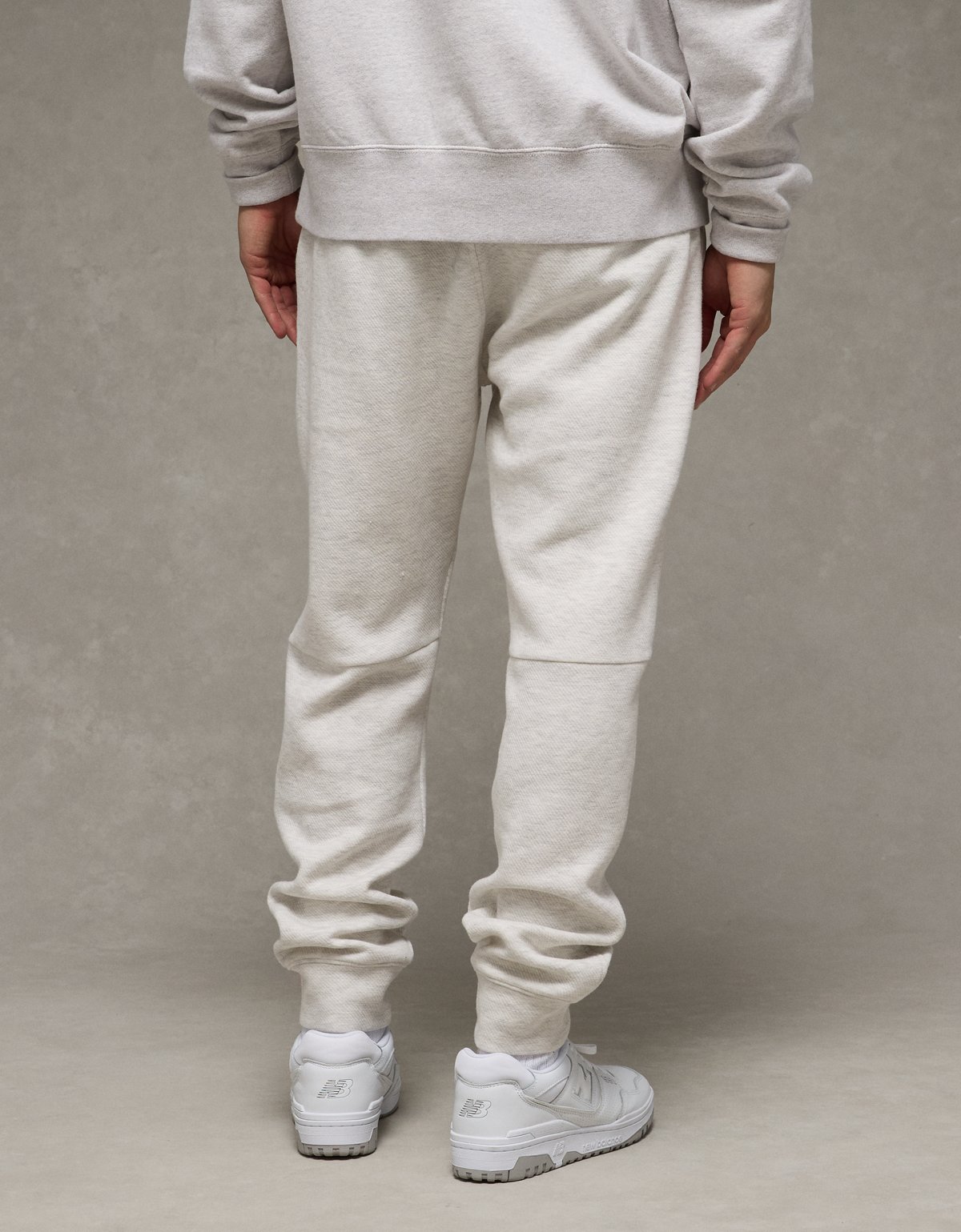 AE 24/7 Jogger - image 2