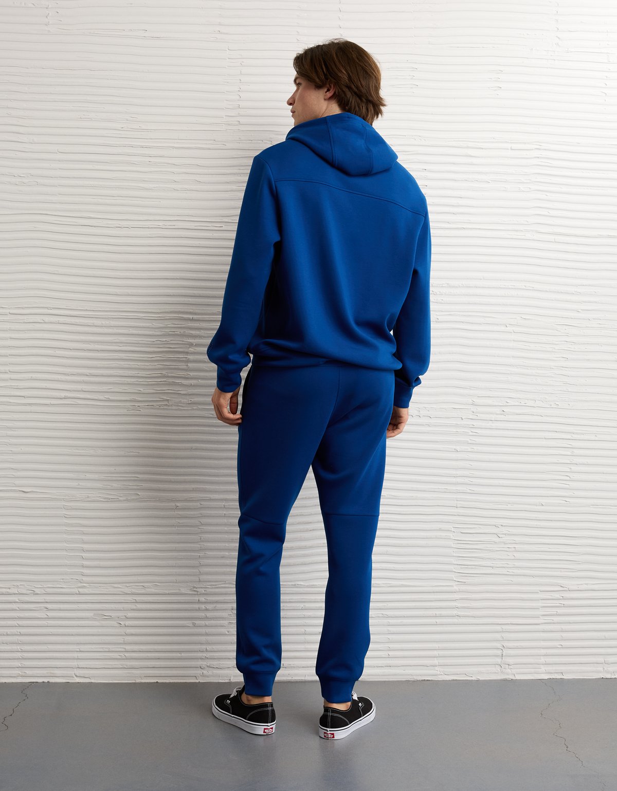 AE 24/7 Jogger - image 2