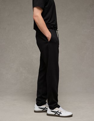 AE 24/7 Relaxed Open-Hem Pant