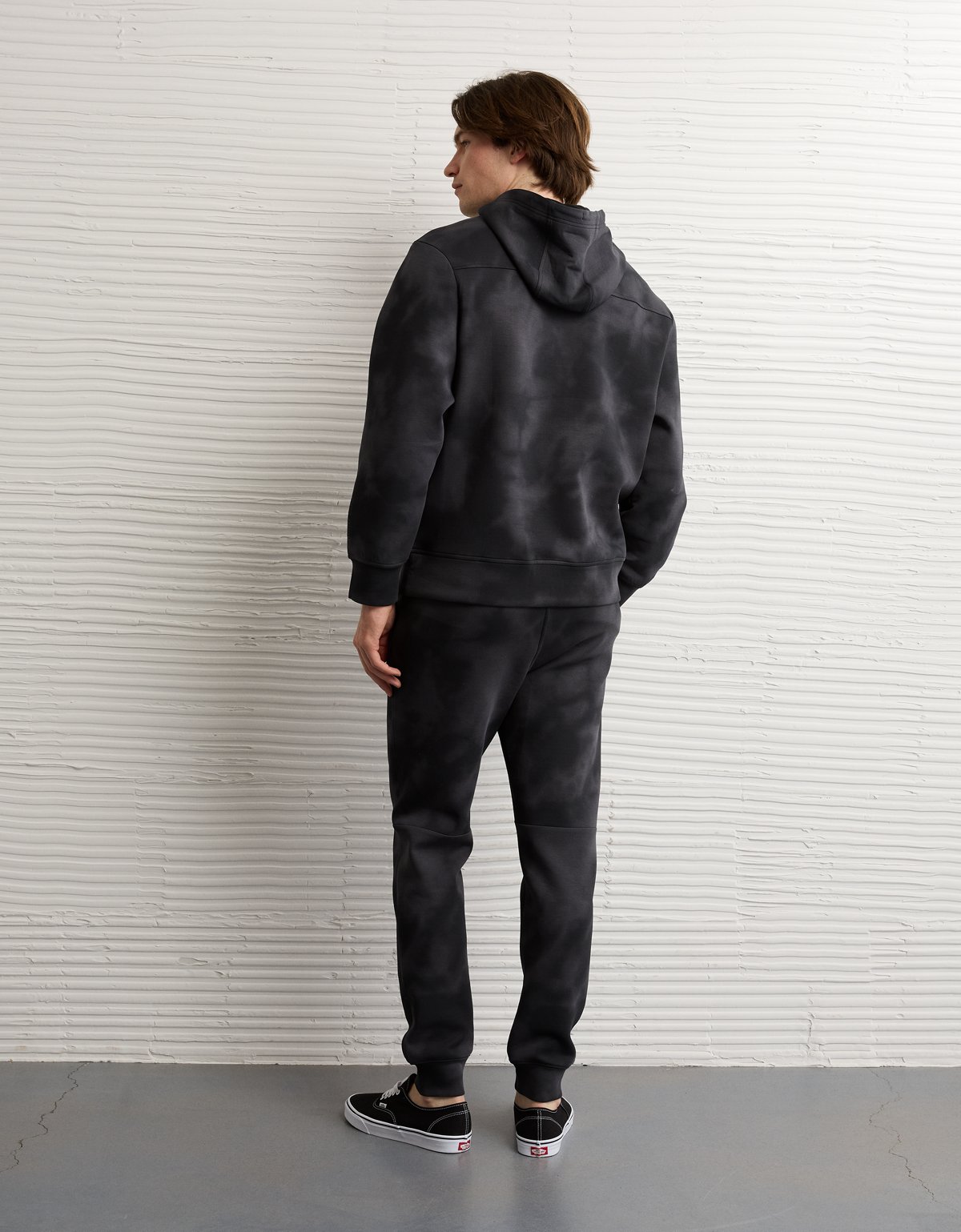 AE 24/7 Jogger - image 2
