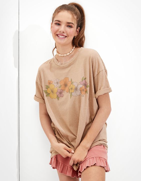 AE Oversized Floral Graphic T-Shirt