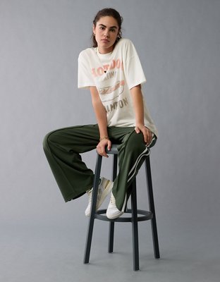 AE Oversized Americana Graphic T-Shirt