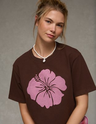 AE Boxy Graphic T-Shirt | American Eagle