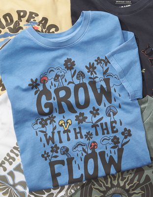 AE Oversized Grow With the Flow Graphic Tee