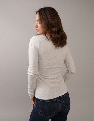 AE Long-Sleeve Scoop Neck T-Shirt