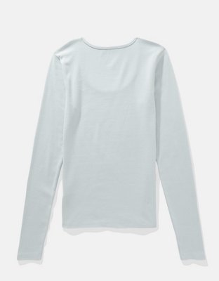 AE Long-Sleeve Scoop Neck T-Shirt