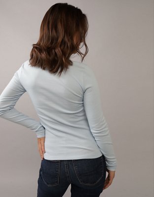 AE Long-Sleeve Scoop Neck T-Shirt