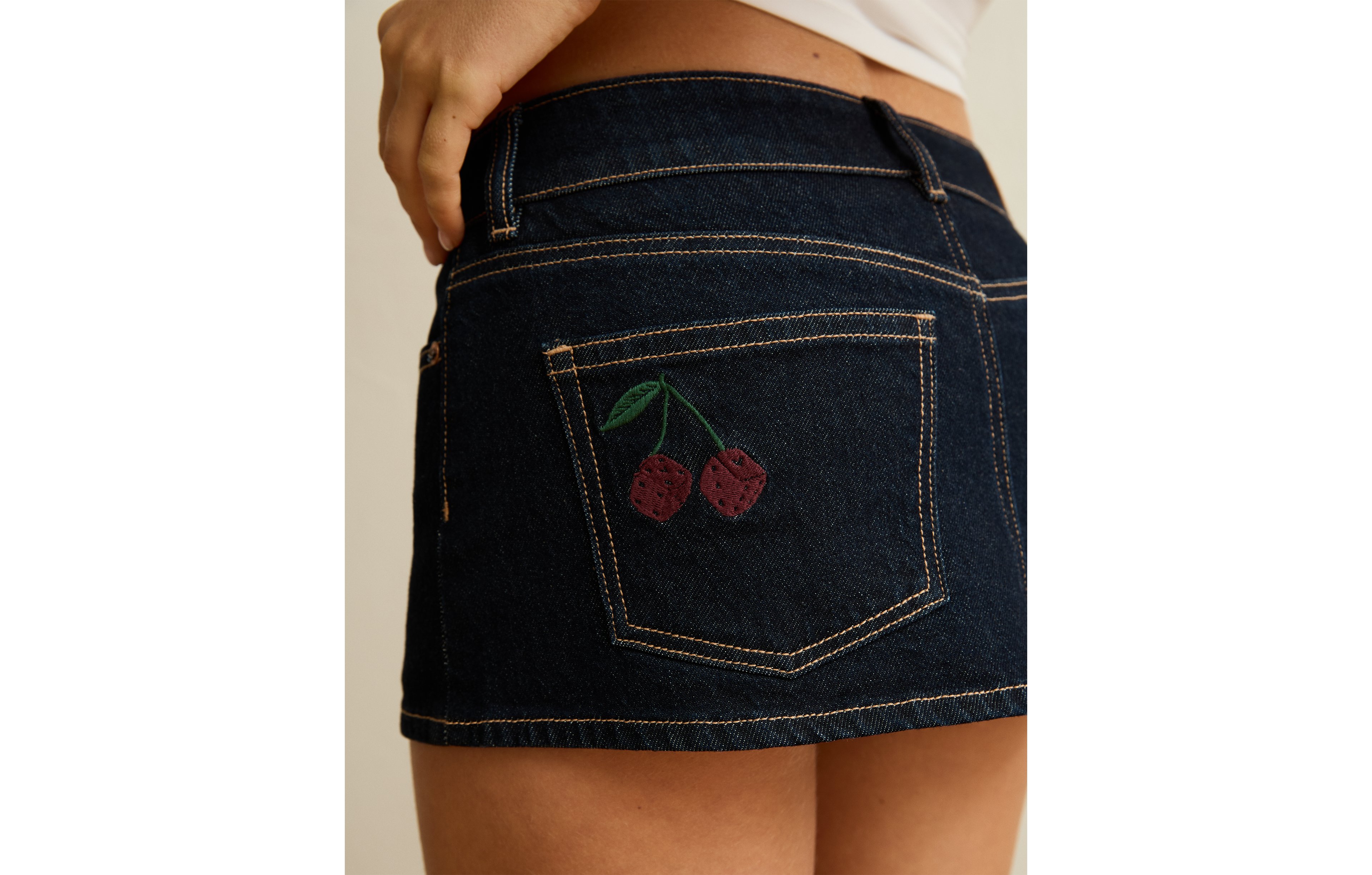 AE Stretch Super Low-Rise Perfect Micro Mini Skirt