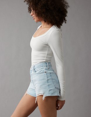 Женские брюки American Eagle AE Strigid Curvy Super High-Waisted Relaxed Ripped Short — фото 5