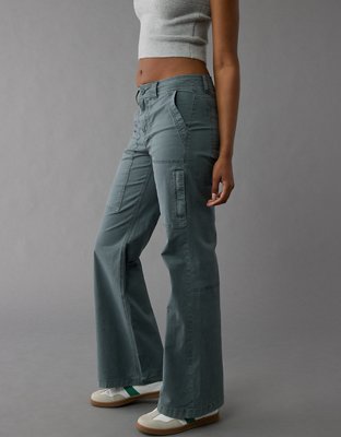 AE Snappy Stretch Low-Rise Baggy Flare Pant