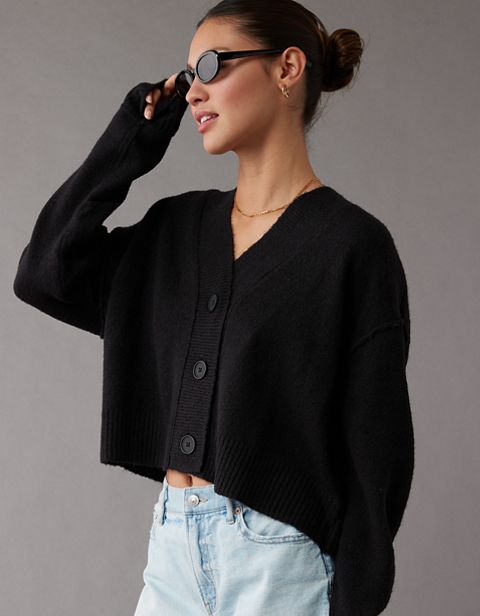 Женские кардиганы American Eagle AE Whoa So Soft Cropped Button-Front Cardigan