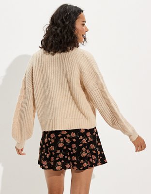 Женские кардиганы American Eagle AE Cropped Cable Knit Button-Up Cardigan — фото 2
