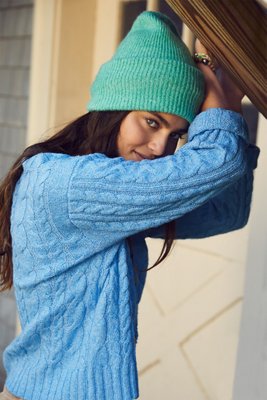 AE Cropped Cable Knit Cardigan