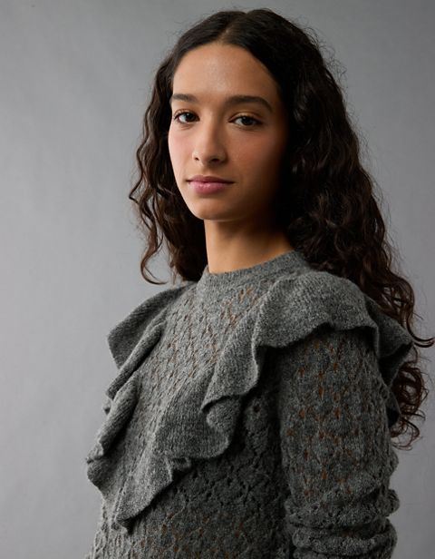 Женские свитеры American Eagle AE Wispy-Knit High Neck Ruffle Sweater