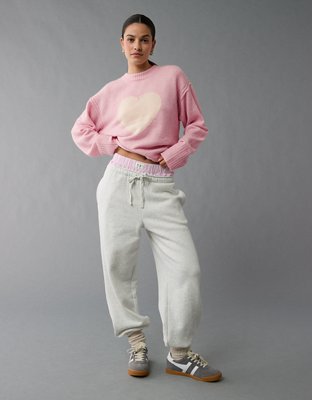 AE Whoa So Soft Suéter con Cuello Redondo de Corazón