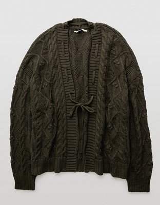 AE Cárdigan en Punto Trenzado con Frente Abierto