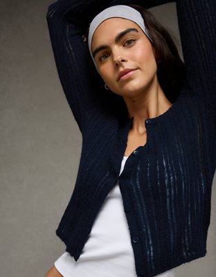 AE Fitted Crew Neck Cardigan