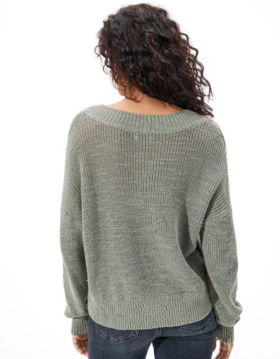 AE V-Neck Cropped Sweater
